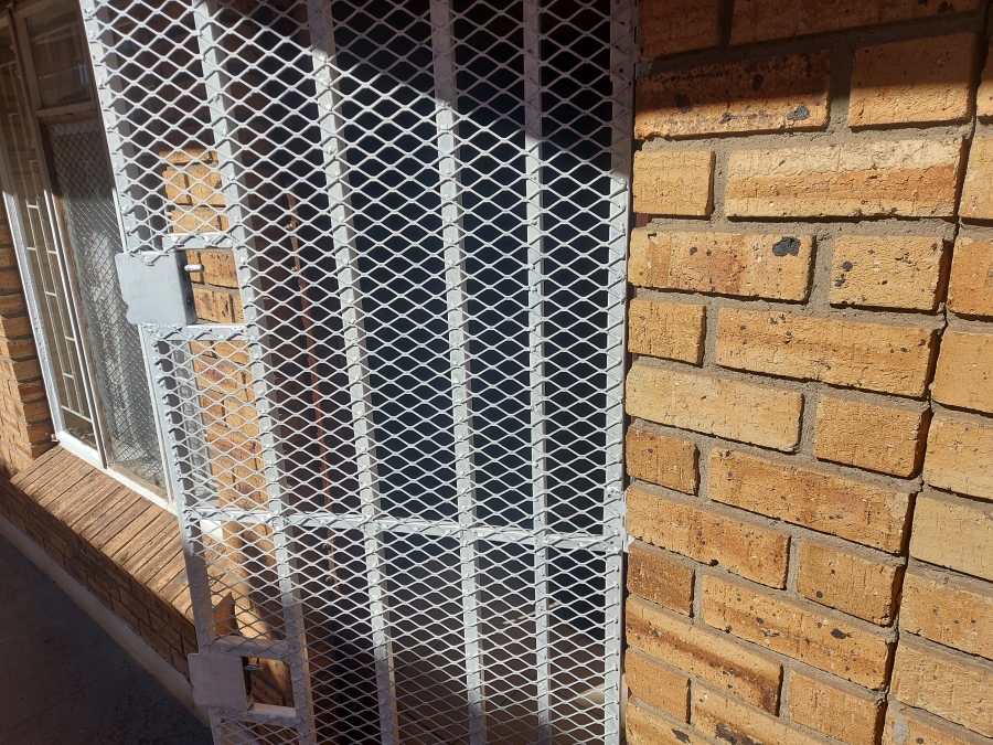 3 Bedroom Property for Sale in Rustenburg Central North West